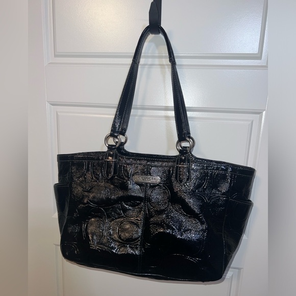 COACH Black Leather Medium Sized Tote Purse - Picture 3 of 13